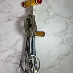 Vintage 1940’s Ekco Handheld Mixer